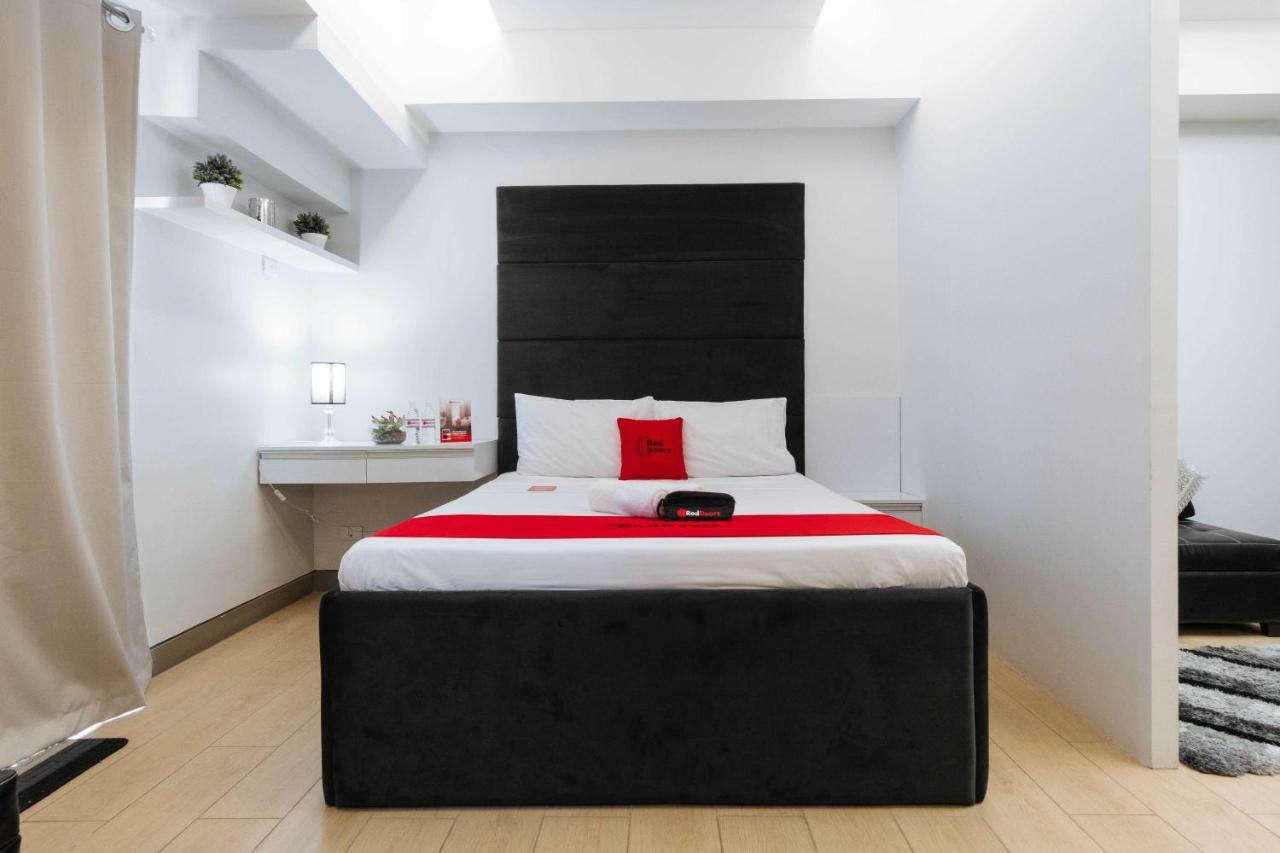 Reddoorz Premium @ Venice Luxury Bgc 2 ماكاتي المظهر الخارجي الصورة